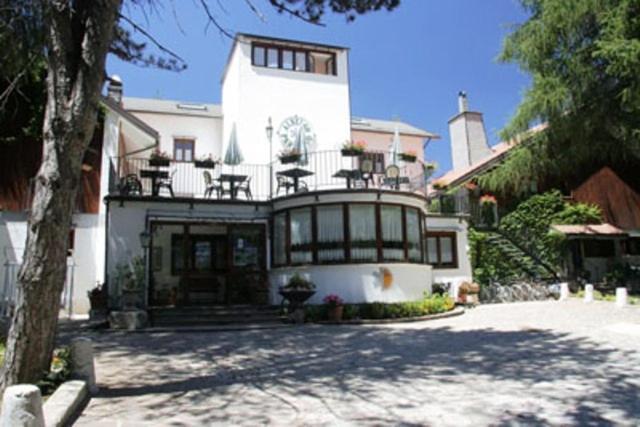 Lh Albergo Il Paradiso Pescasseroli Ngoại thất bức ảnh