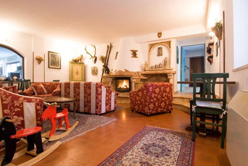 Lh Albergo Il Paradiso Pescasseroli Ngoại thất bức ảnh